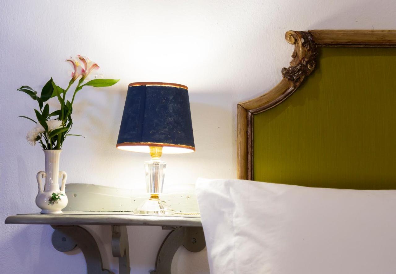 Palazzo Sismonda Bed and Breakfast Corneliano d'Alba Εξωτερικό φωτογραφία